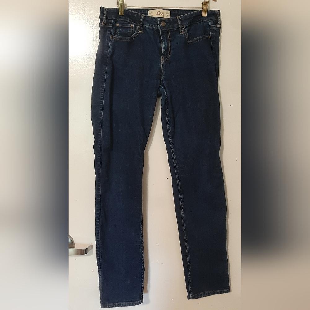 Dark-wash mid-rise Hollister jeans